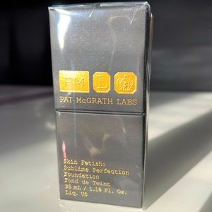 PAT McGRATH LABS Skin Fetish Sublime Perfection foundation Medium 19